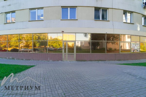 Торговое помещение 165,5 кв.м. ул. Мележа 1 - фото 1