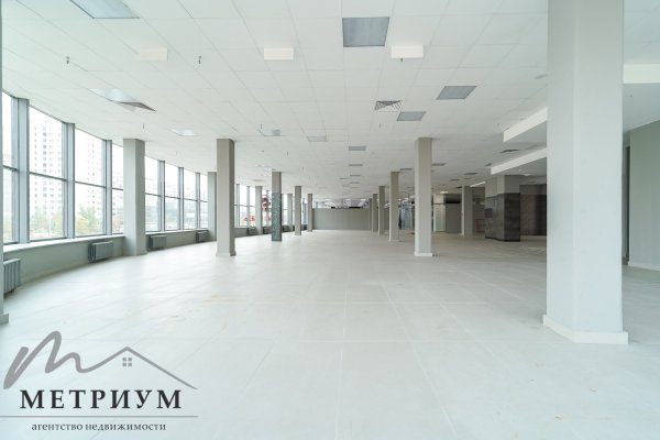 Торговое помещение 700м2, ул. Сурганова 57А в ТЦ «Европа» - фото 1