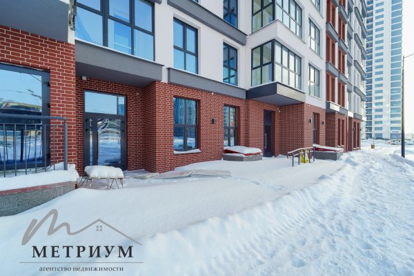 Торговое помещение в MINSK-WORLD 94,0 кв.м. Савицкого 23 - фото 1