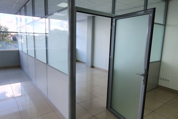 Офисные  помещения 193м2  - фото 6