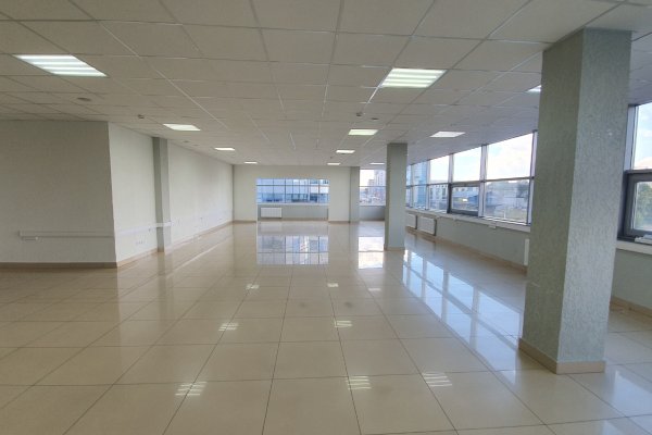 Офисные  помещения 193м2  - фото 1