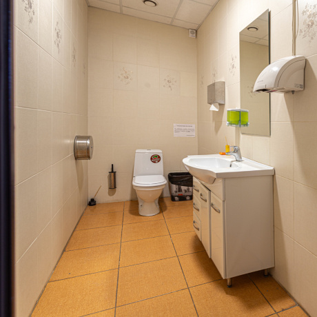 Фотография Аренда офиса  37м2 в многофункциональном офисном центре около метро Парк Челюскинцев. - фото 5