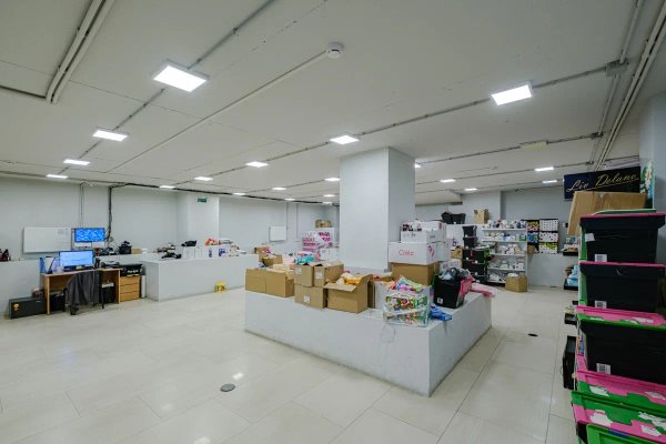 Сдаётся в аренду подвал 180 м&sup2; на проспекте Независимости, 58 с отдельным входом под бизнес - фото 2