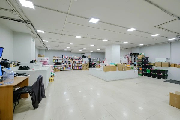 Сдаётся в аренду подвал 180 м&sup2; на проспекте Независимости, 58 с отдельным входом под бизнес - фото 4