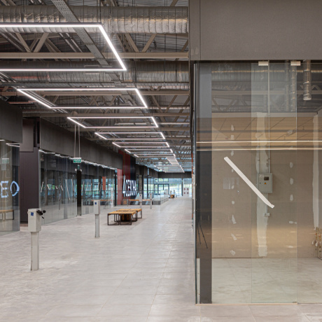 Фотография Аренда торгового помещения в ТЦ 4 сезона ул. Скрипникова, 47 - фото 11