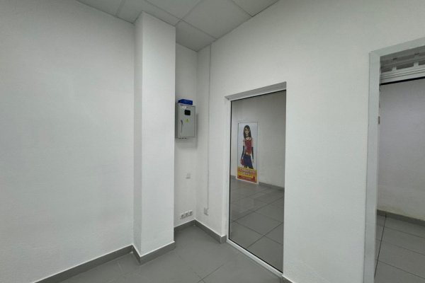 Торговое помещение 40,2 кв.м. в аренду. г. Заславль. - фото 7