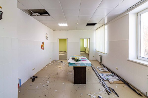 Продажа многофункционального помещения 102 кв.м. в ТЦ "Перекрёсток". - фото 8