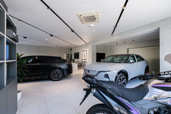 Срочно! Аренда помещения под автосалон, салон мототехники, салон  декора, керамики, светильников, мягкой и офисной мебели! - фото 11