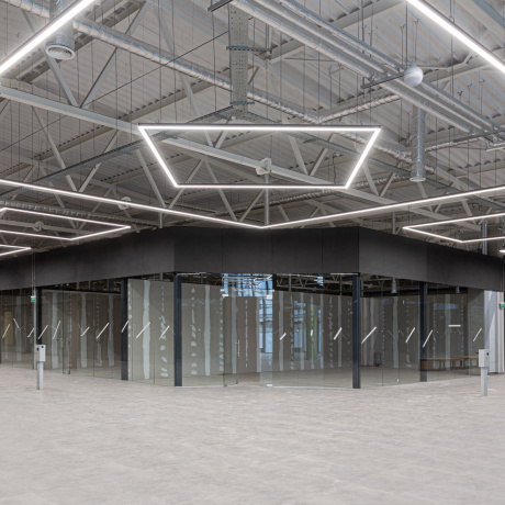 Фотография Аренда торгового помещения в ТЦ 4 сезона ул. Скрипникова, 47. - фото 7