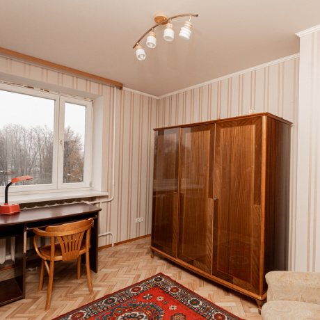 Фотография 4-комнатная квартира по адресу Долгиновский тракт, 50 - фото 12