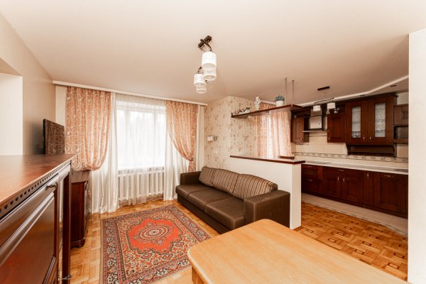 4-комнатная квартира по адресу Долгиновский тракт, 50 - фото 3