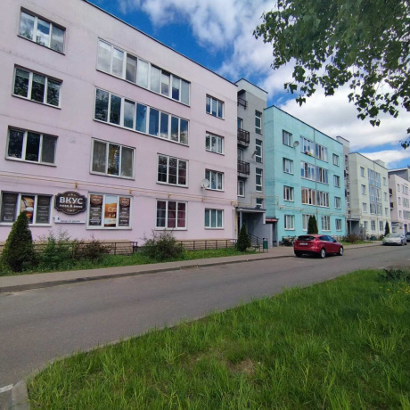 Фотография Продажа админ-торгового помещения с действующим арендатором. Готовый бизнес. - фото 2