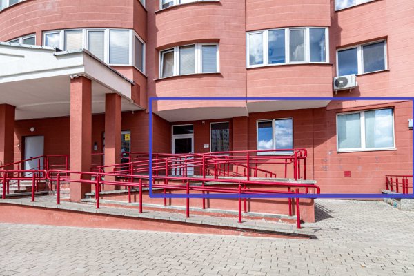 Аренда многофункционального помещения 76,5 кв.м. в ЖК Мегаполис рядом со ст.м. Малиновка. - фото 2