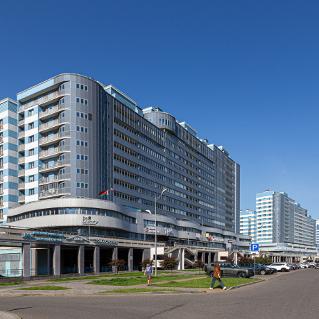 Фотография Аренда коммерческих помещений от 180 до 850 кв.м. многофункционального назначения в микрорайоне Лебяжий. - фото 1