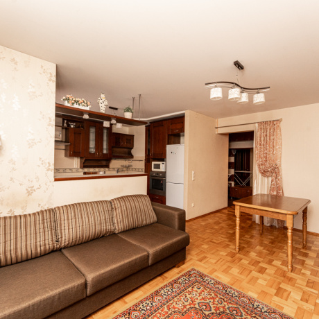 Фотография 4-комнатная квартира по адресу Долгиновский тракт, 50 - фото 4