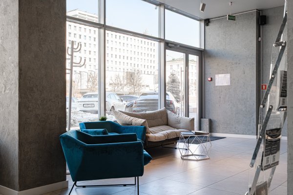 Срочно! Аренда помещения под автосалон, салон мототехники, салон  декора, керамики, светильников, мягкой и офисной мебели! - фото 19