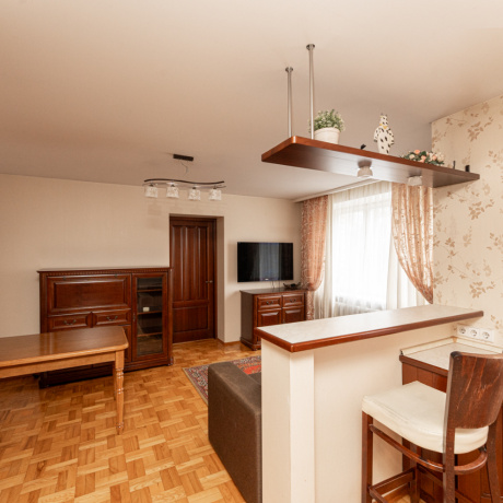 Фотография 4-комнатная квартира по адресу Долгиновский тракт, 50 - фото 5