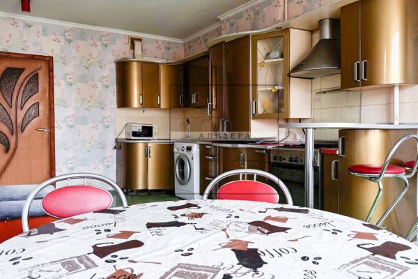 3-комнатная квартира по адресу Седых, 26А - фото 8