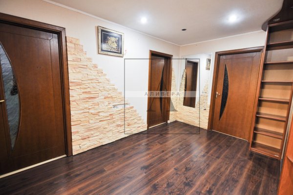 4-комнатная квартира по адресу Жуковского, 6к 1 - фото 9