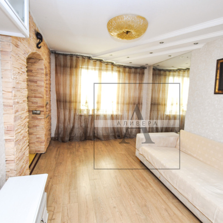 Фотография 4-комнатная квартира по адресу Жуковского, 6к 1 - фото 2