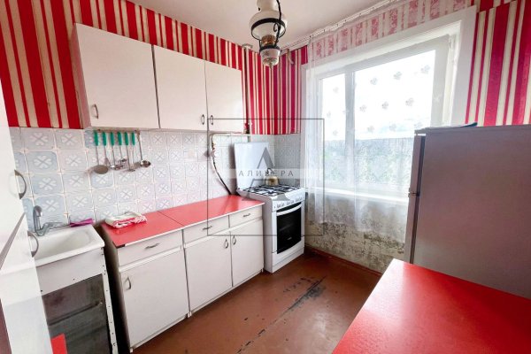 4-комнатная квартира по адресу Мирошниченко, 10к 1 - фото 1