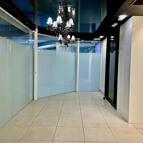 Фотография Сдаем помещение в ТЦ Кульман с ремонтом - фото 4