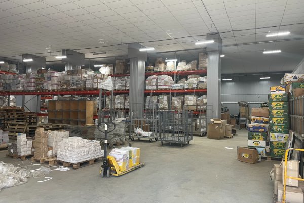 Сдается склад 400м отапливаемый , на ул. Октябрьская , метро в шаговой доступности. - фото 3