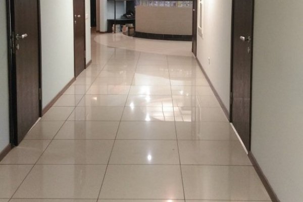 Сдается в аренду&nbsp; офисный блок 700м, ПЕРВЫЙ ЭТАЖ,  ОТДЕЛЬНЫЙ ВХОД на ул Володько,6 - фото 5