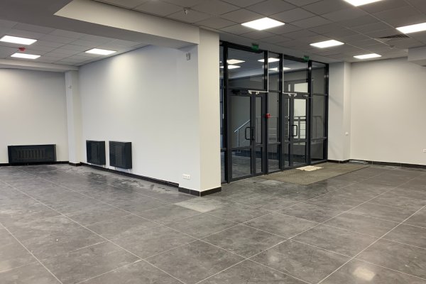 Сдается офис 300м ПЕРВЫЙ ЭТАЖ, ОТДЕЛЬНЫЙ ВХОД на ул Бирюзова, 10А в БЦ Green Plaza - фото 4