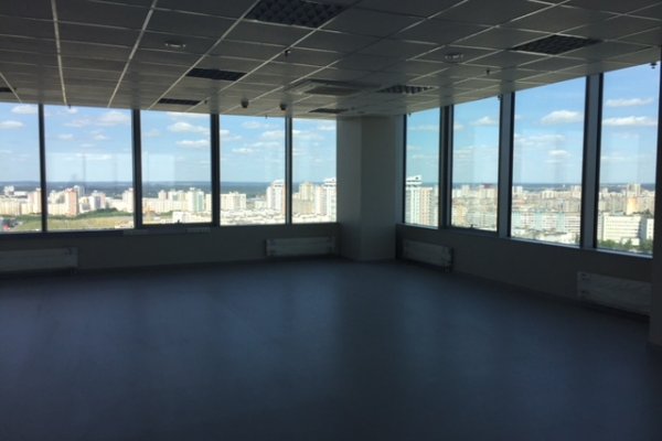 Продается офис 700м изолированный этаж в БЦ Грин Сити на Притыцкого, метро Каменная горка - фото 2