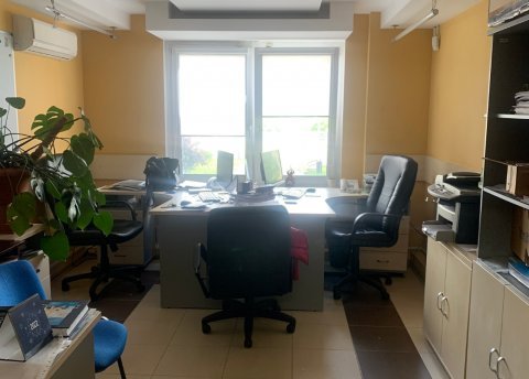 Сдается офис 220м с мебелью первый этаж отдельный вход ул Радужная ,17 - фото 11