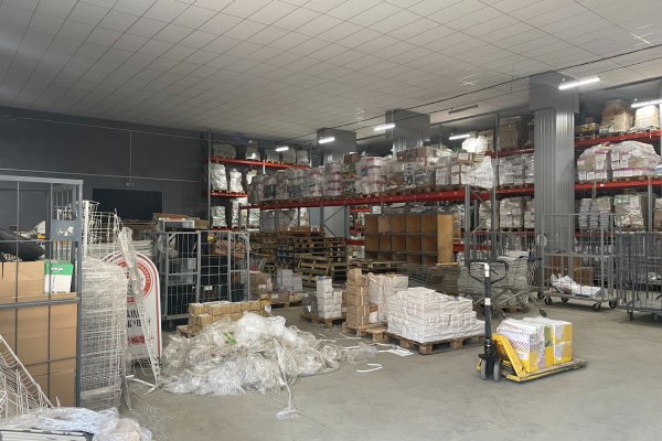 Сдается склад 400м отапливаемый , в центре города на ул. Октябрьская , метро в шаговой доступности - фото 7