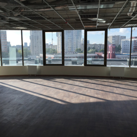 Фотография Сдается офис 200м в БЦ Титан, метро в шаговой доступности - станции - Михалово и Малиновка  - фото 1