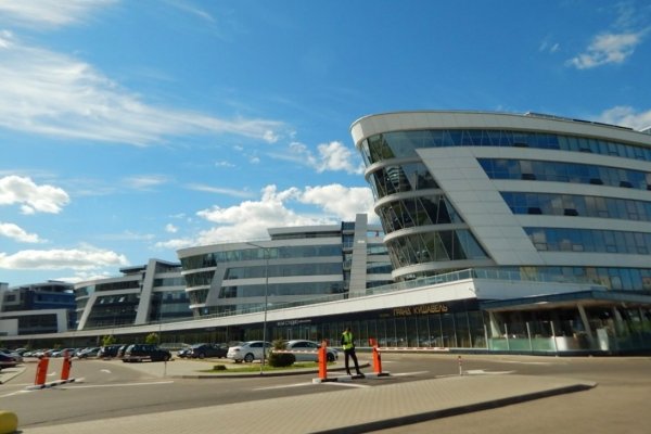 Сдается отличный офисный блок 240м в БЦ Ривьера на пр Победителей, рядом Минск Арена - фото 1