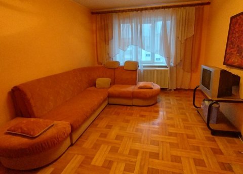 2-комнатная квартира по адресу НЕКРАСОВА, 28 - фото 1