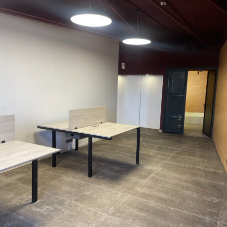 Фотография Офис с мебелью в аренду в бизнес центре - фото 2