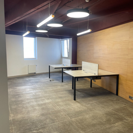 Фотография Офис с мебелью в аренду в бизнес центре - фото 1