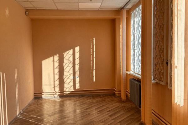 от СОБСТВЕННИКА ОФИС в аренду площади: 17,1 / 21,3 / 40,7   - фото 9