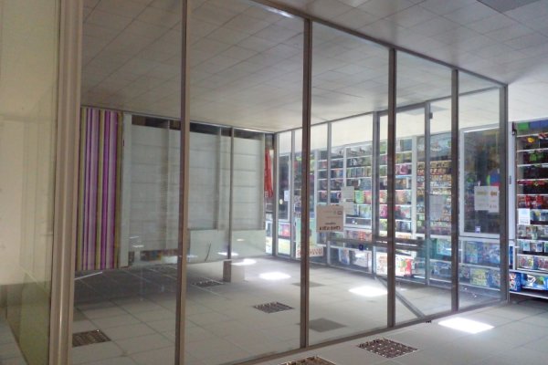 Торговая и офисная площадь в АРЕНДУ.   5 евро за метр !!! - фото 4