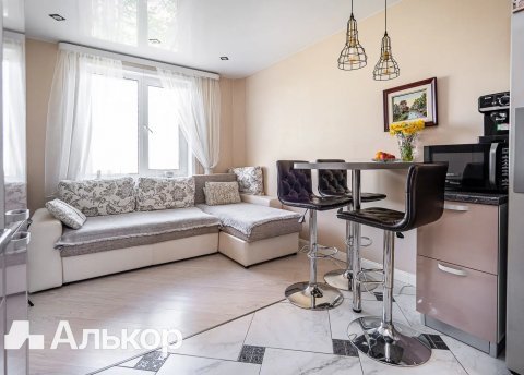 3-комнатная квартира по адресу Шугаева ул., д. 3 к. 3 - фото 1