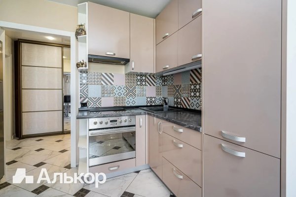 3-комнатная квартира по адресу Шугаева ул., д. 3 к. 3 - фото 3