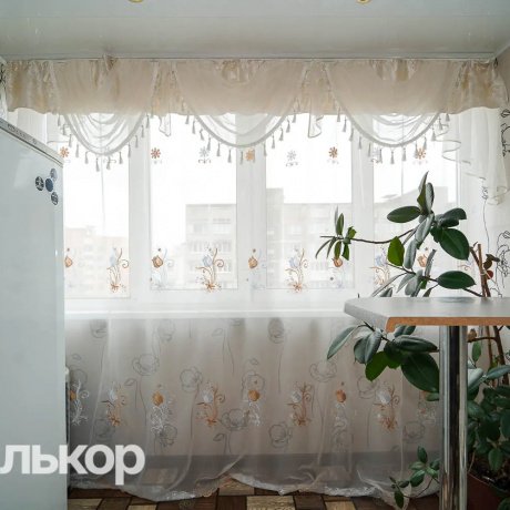 Фотография 3-комнатная квартира по адресу Космонавтов ул., д. 34 - 4