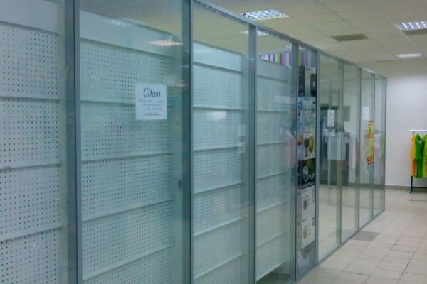 Сдам в аренду НЕДОРОГО павильон в ТЦ. от 20 до 60 кв.м. - фото 1