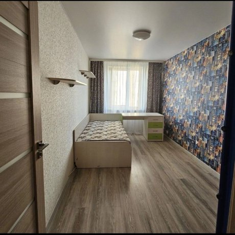 Фотография 2-комнатная квартира по адресу ПАРНИКОВАЯ, 9 - 3