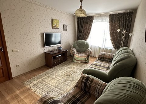 2-комнатная квартира по адресу Пушкина, 44 - фото 1