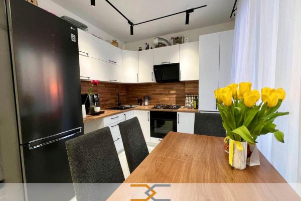 1-комнатная квартира по адресу Звездная ул., д. 21 к. 1 - фото 1