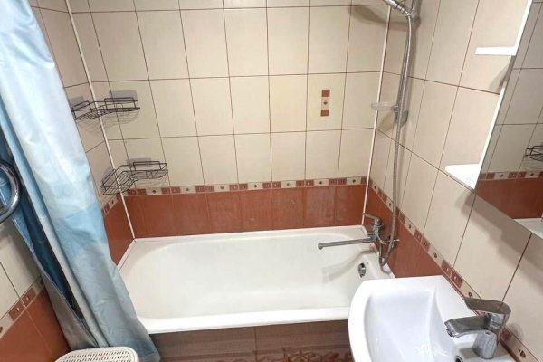 3-комнатная квартира по адресу Гамарника ул., д. 28 - фото 9