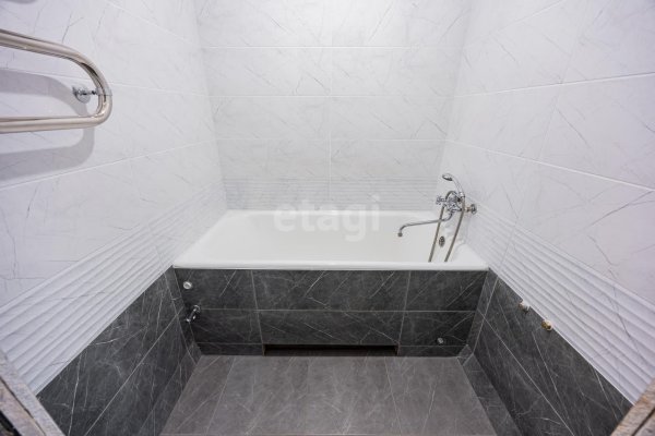 1-комнатная квартира по адресу Рокоссовского просп., д. 132 - фото 1