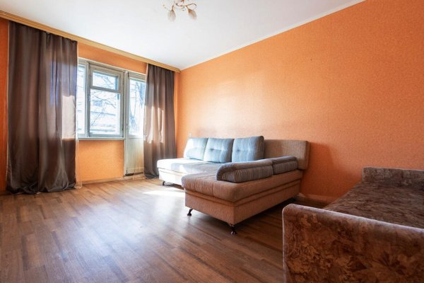 2-комнатная квартира по адресу Буденного ул., д. 7 к. 2 - фото 1