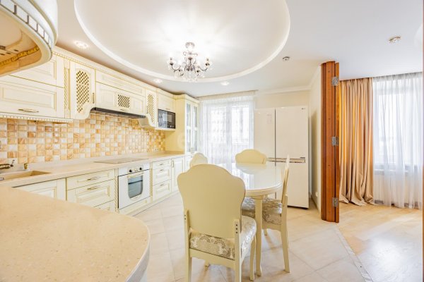 3-комнатная квартира по адресу Героев 120 Дивизии ул., д. 17 - фото 1